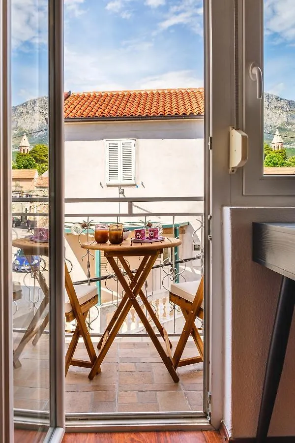 Aryjina Kuca, Mountain & Seaview Duplex - Rooftop Terrace Kastela